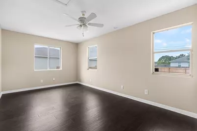 8525 101st Court, Vero Beach, FL 32967 - Photo 25