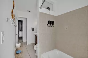 3672 NW 18th Ave, Oakland Park, FL 33309 - Photo 29
