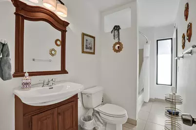 3672 NW 18th Avenue, Oakland Park, FL 33309 - Photo 27