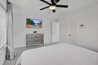 3672 NW 18th Avenue, Oakland Park, FL 33309 - Photo 23