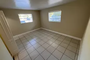 1370 NE 119th St, Miami, FL 33161 - Photo 43