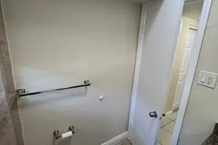 1370 NE 119th St, Miami, FL 33161 - Photo 37