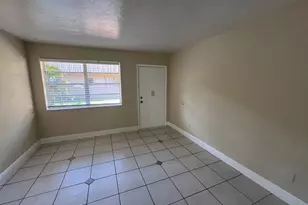 1370 NE 119th St, Miami, FL 33161 - Photo 1