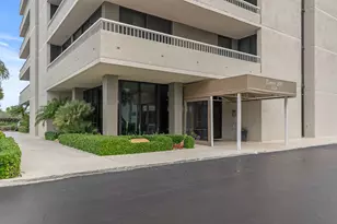 5550 N Ocean Dr, Singer Island, FL 33404 - Photo 31
