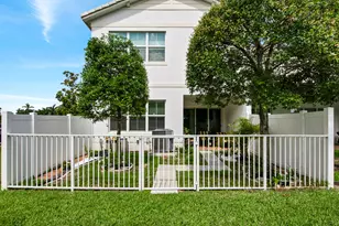 50 Palm Ln, Royal Palm Beach, FL 33411 - Photo 5