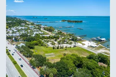 664 Vocelle Avenue, Sebastian, FL 32958 - Photo 31