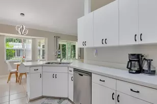 664 Vocelle Ave, Sebastian, FL 32958 - Photo 3