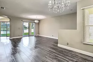 6427 Adriatic Way, West Palm Beach, FL 33413 - Photo 3