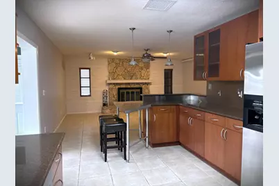 202 SW Crescent Avenue, Port Saint Lucie, FL 34984 - Photo 3