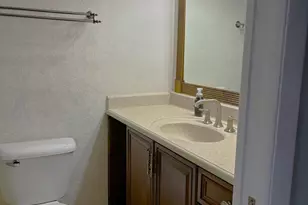202 SW Crescent Ave, Port Saint Lucie, FL 34984 - Photo 11
