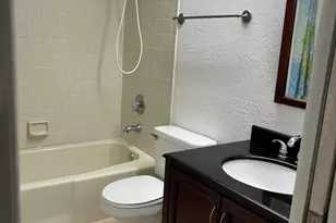 202 SW Crescent Ave, Port Saint Lucie, FL 34984 - Photo 15