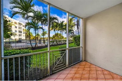3500 Oaks Clubhouse Drive #102, Pompano Beach, FL 33069 - Photo 11