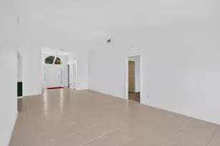 873 Lake Orchid Cir, Vero Beach, FL 32962 - Photo 9