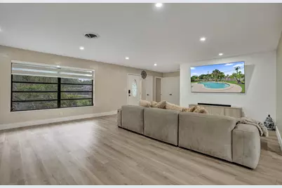 885 Azalea Court, Plantation, FL 33317 - Photo 7