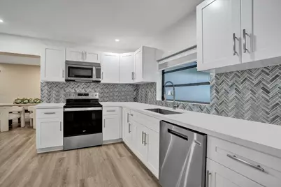 885 Azalea Court, Plantation, FL 33317 - Photo 13