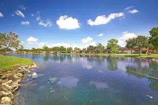 352 Covered Bridge Blvd, Greenacres, FL 33467 - Photo 27