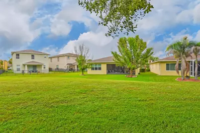 1332 NW Leonardo Circle, Port Saint Lucie, FL 34986 - Photo 27
