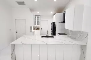 9020 NW 60th St, Tamarac, FL 33321 - Photo 7