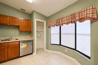 513 SW Lakota Avenue, Port Saint Lucie, FL 34953 - Photo 5