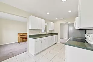 1901 SW 17th St, Boynton Beach, FL 33426 - Photo 9