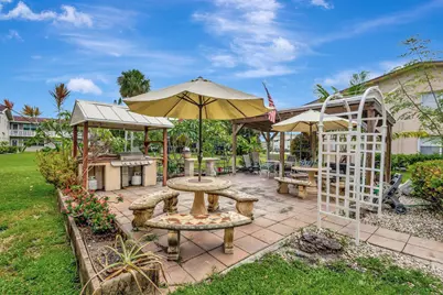 64 Coventry C, West Palm Beach, FL 33417 - Photo 15