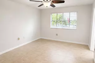 6007 SW 19th St, North Lauderdale, FL 33068 - Photo 5