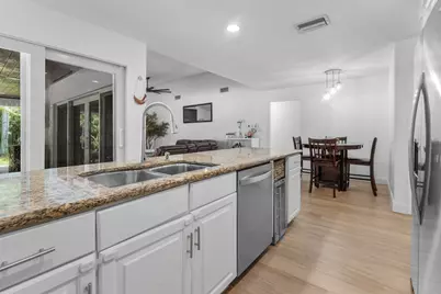 18329 Loxahatchee River Road, Jupiter, FL 33458 - Photo 13