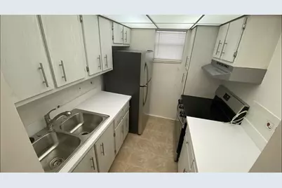 3160 Holiday Springs Boulevard #7-311, Margate, FL 33063 - Photo 5