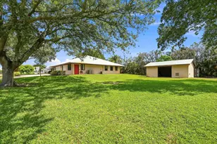 2381 SW Bayshore Blvd, Port Saint Lucie, FL 34984 - Photo 1