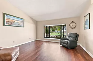 2381 SW Bayshore Blvd, Port Saint Lucie, FL 34984 - Photo 33