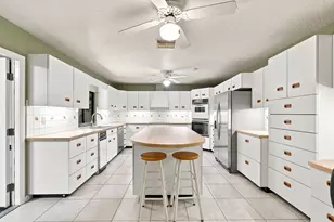2381 SW Bayshore Blvd, Port Saint Lucie, FL 34984 - Photo 5