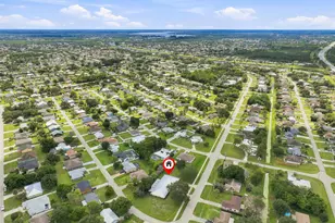 2381 SW Bayshore Blvd, Port Saint Lucie, FL 34984 - Photo 25