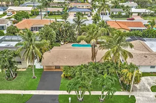 11 Forest Hills Ln, Boca Raton, FL 33431 - Photo 1