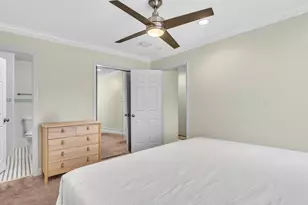 11 Forest Hills Ln, Boca Raton, FL 33431 - Photo 23