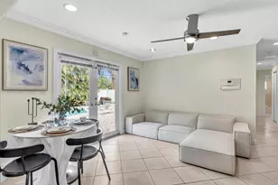 11 Forest Hills Ln, Boca Raton, FL 33431 - Photo 5