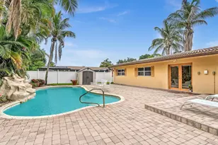 11 Forest Hills Ln, Boca Raton, FL 33431 - Photo 47
