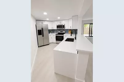 10229 NW 9th St Circle #103, Miami, FL 33172 - Photo 1