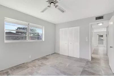 121 Bedford E, West Palm Beach, FL 33417 - Photo 13