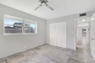 121 Bedford E, West Palm Beach, FL 33417 - Photo 13