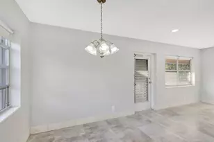 121 Bedford E, West Palm Beach, FL 33417 - Photo 7