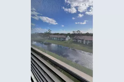 7770 Tahiti Lane #504, Lake Worth, FL 33467 - Photo 15