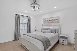 8545 Casa Del Lago, Boca Raton, FL 33433 - Photo 25