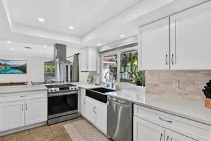 2010 NE 59th Pl, Fort Lauderdale, FL 33308 - Photo 5