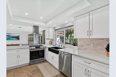 2010 NE 59th Place, Fort Lauderdale, FL 33308 - Photo 5