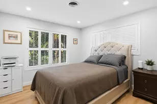 2010 NE 59th Pl, Fort Lauderdale, FL 33308 - Photo 11