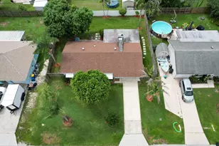 2038 SE Monroe St, Stuart, FL 34997 - Photo 27