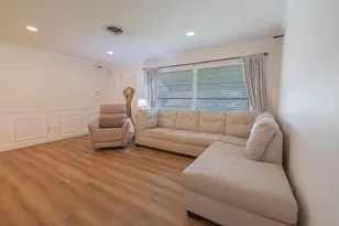 2038 SE Monroe St, Stuart, FL 34997 - Photo 3