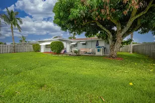 2038 SE Monroe St, Stuart, FL 34997 - Photo 21