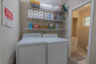 2038 SE Monroe St, Stuart, FL 34997 - Photo 15