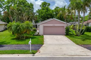 1252 Pine Sage Cir, West Palm Beach, FL 33409 - Photo 47